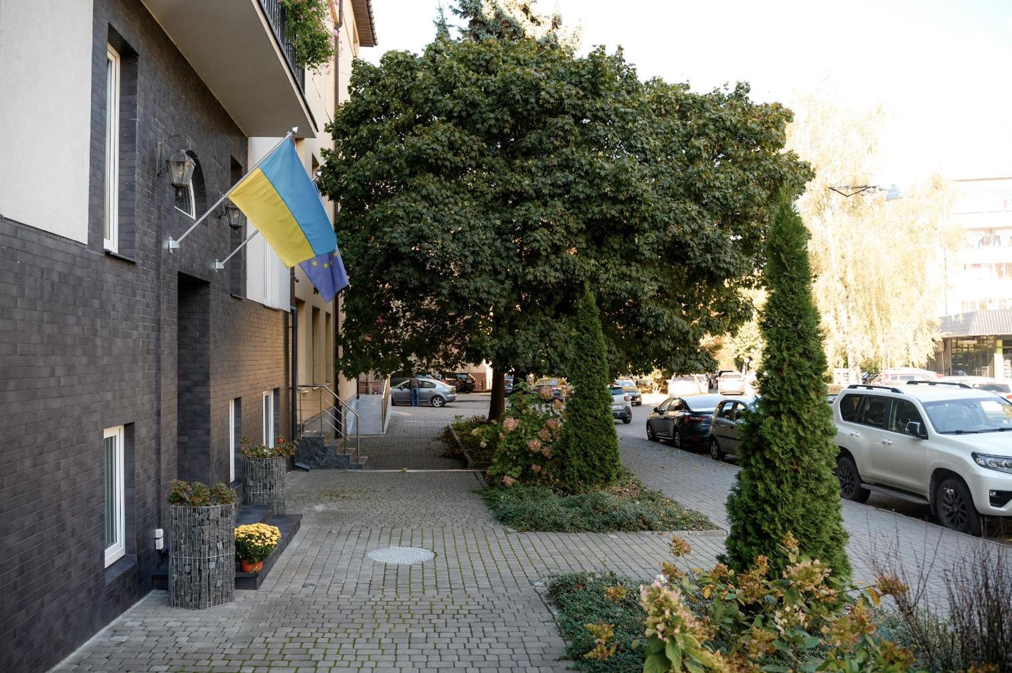 Nota Bene Loft Hotel Lviv Exterior photo